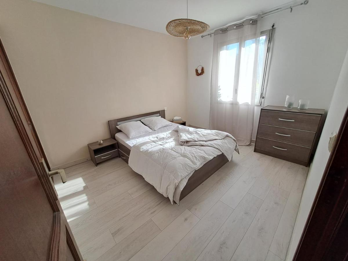 T2 A 2Min Du Centre +Parking Apartment ลีล-ซูร์-ลา-ซอร์ก ภายนอก รูปภาพ