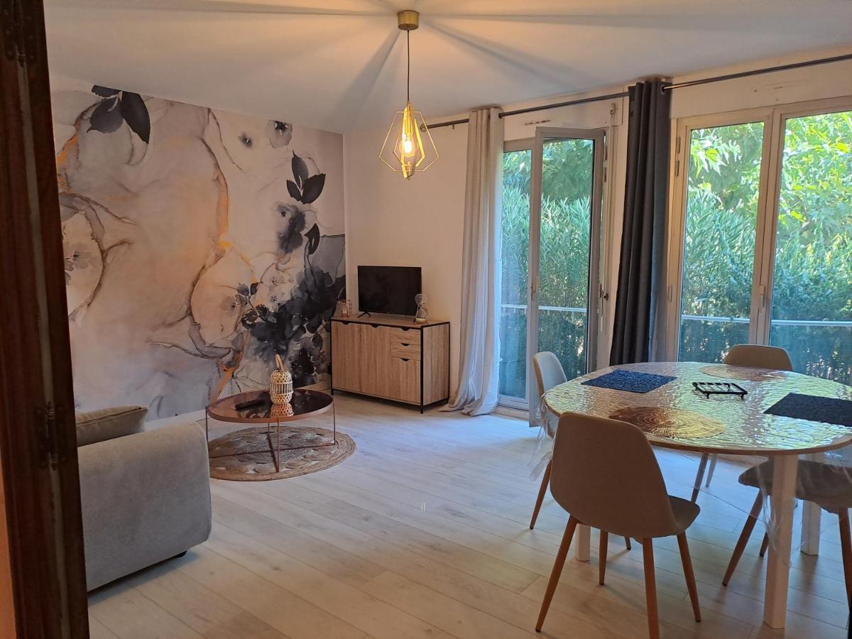 T2 A 2Min Du Centre +Parking Apartment ลีล-ซูร์-ลา-ซอร์ก ภายนอก รูปภาพ