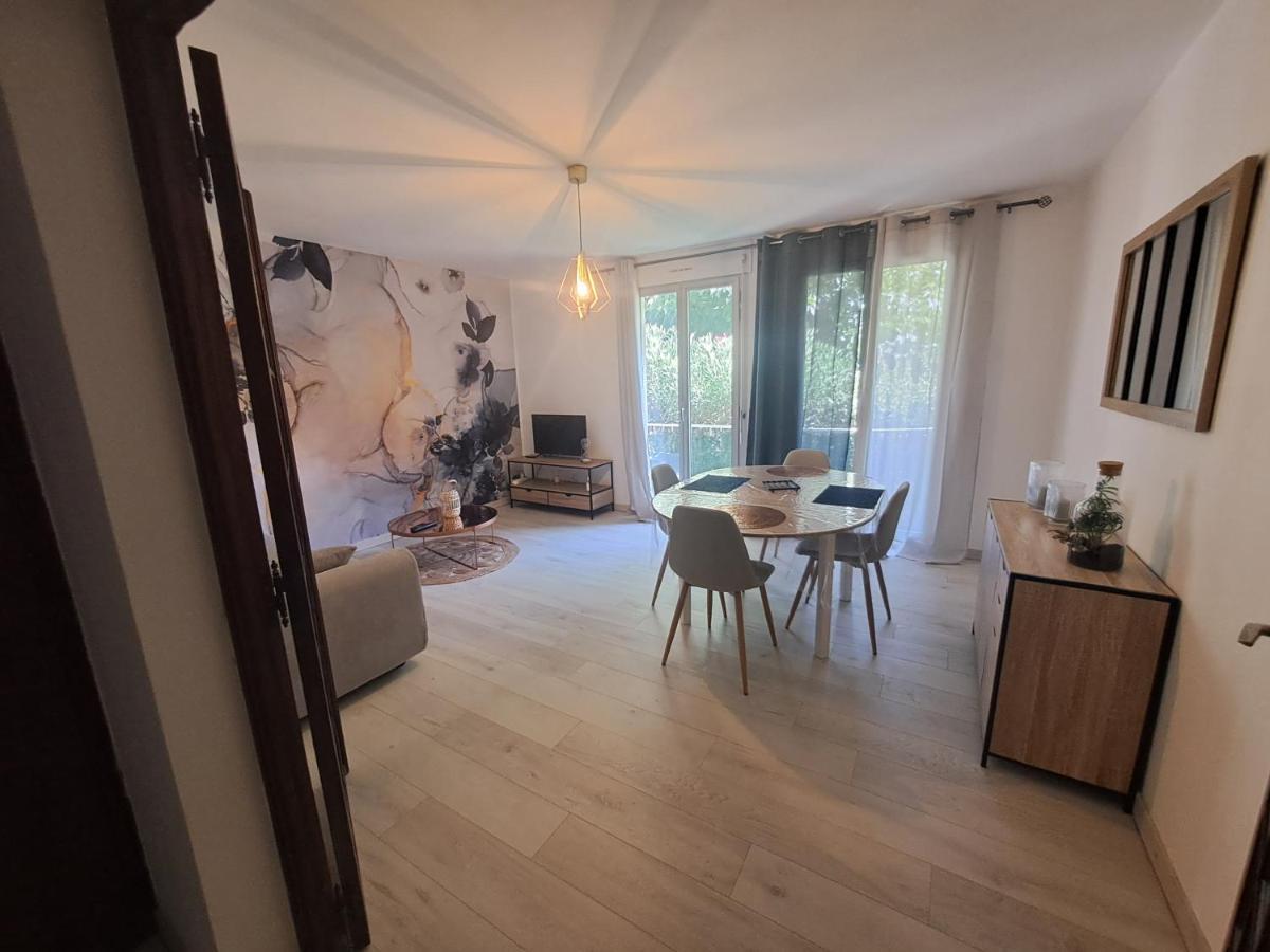 T2 A 2Min Du Centre +Parking Apartment ลีล-ซูร์-ลา-ซอร์ก ภายนอก รูปภาพ